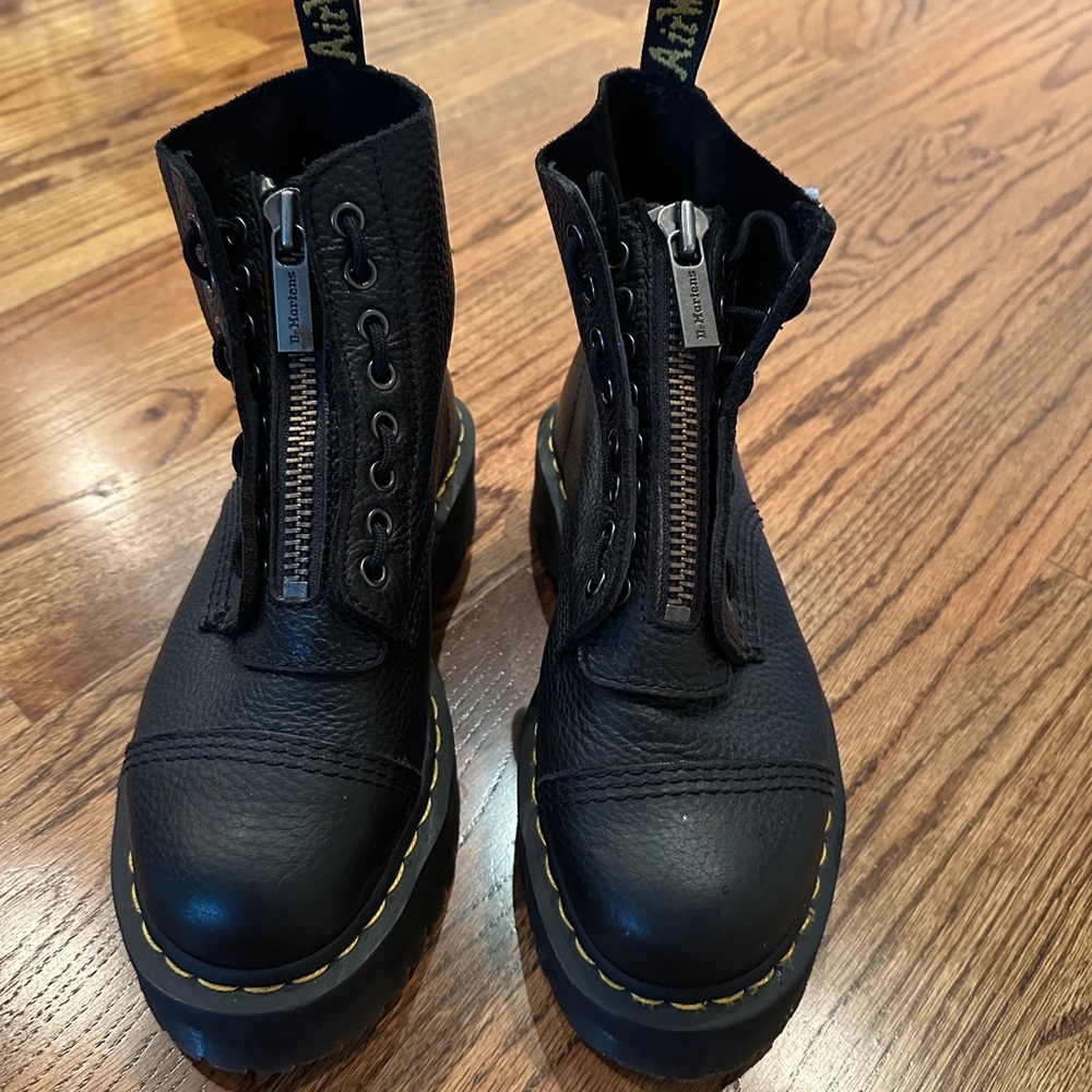 Dr. Martens Sinclair Black Leather Boots, Zipper with Lace-Up Design, like new